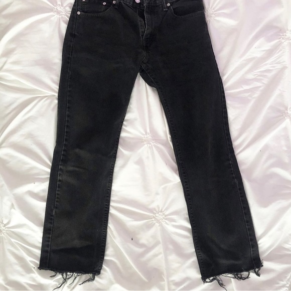 Distressed Hem Levi’s Jeans - Picture 2 of 3